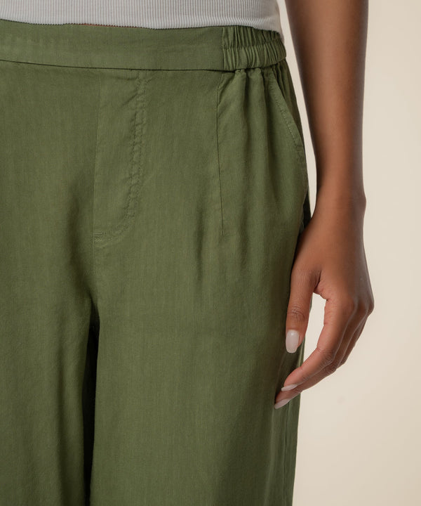 Rosalie Linen Tapered Pant in Dill