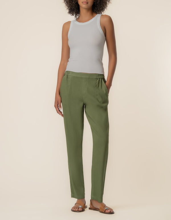 Rosalie Linen Tapered Pant in Dill
