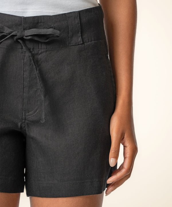 Katie Linen High Rise Short in Black