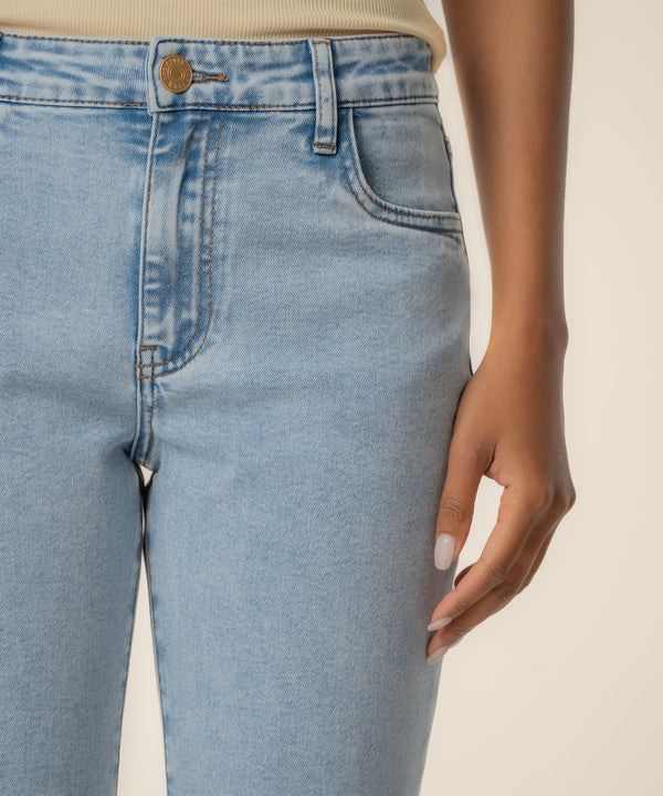 Kelsey High Rise Ankle Flare in Celebrate Wash