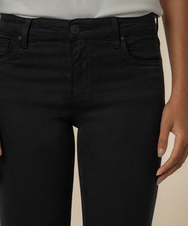 Amy Mid Rise Crop Straight Leg in Black