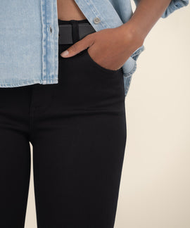 Mia High Rise Slim Fit Skinny in Black