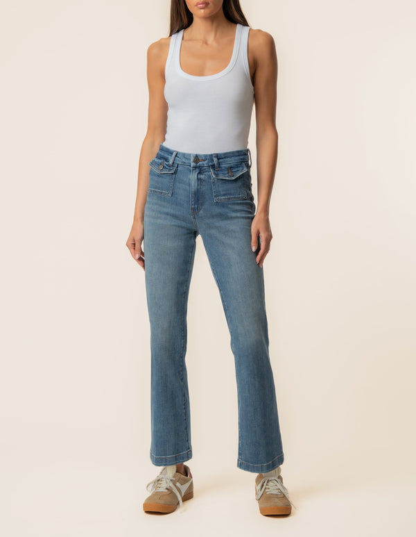 Kelsey High Rise Ankle Flare In Wealth Wash