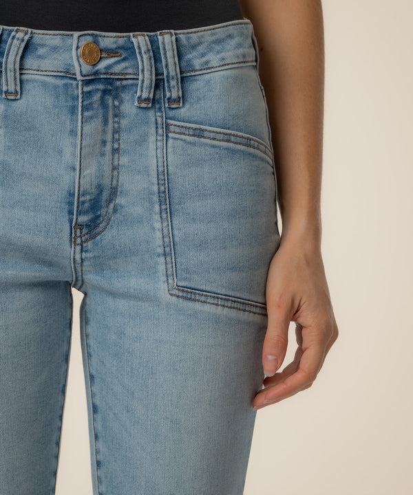 Kelsey High Rise Ankle Flare in Cure Wash