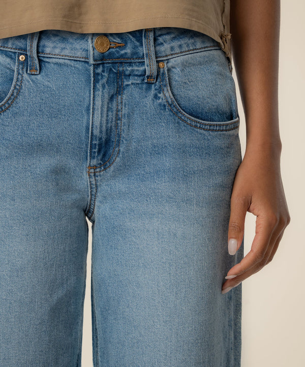 Selena Baggy Low Rise Straight Leg, Petite in Bravery Wash